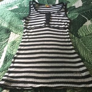 NW ROXY BLK/WHT STRIPES TANK TOP SZ XL